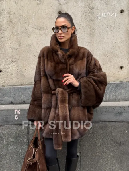 Полушубок из меха норки Brown Velvet, английский воротник фасон - летучая мышь - фото 9