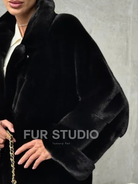 Черная шуба из меха норки SAGA FURS - фото 1
