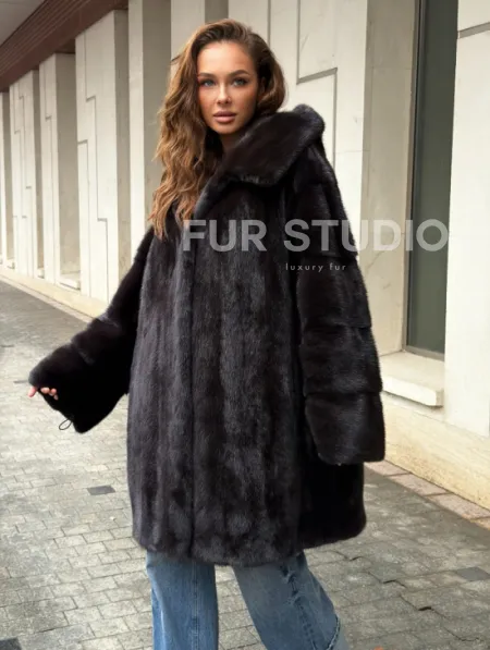 Норковая шуба с капюшоном - фото 0