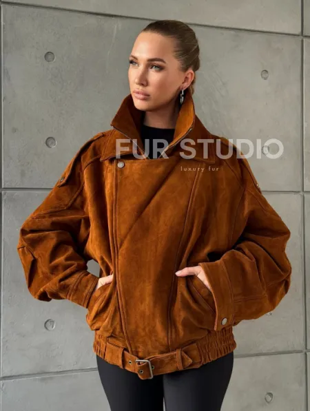 Замшевая куртка-косуха - фото 14