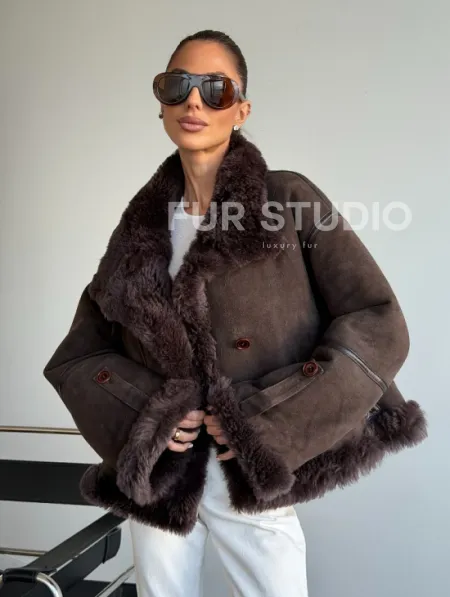 Женская двухсторонняя дубленка - фото 0