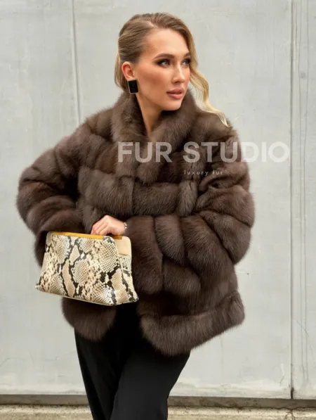 Меховой жакет из куницы - фото 14