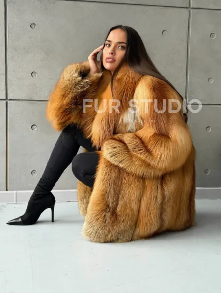 Шуба из натурального меха лисы - фото 14