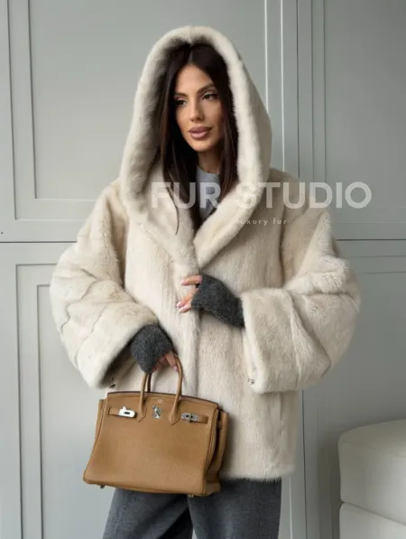 Норковый полушубок с капюшоном кобра - фото 16