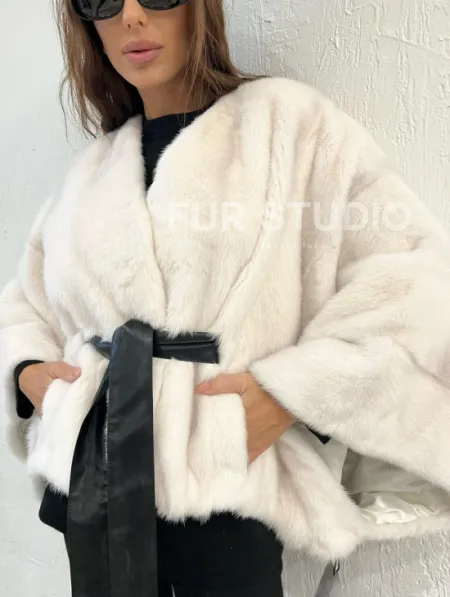 Белое болеро (жакет) из меха норки - фото 1