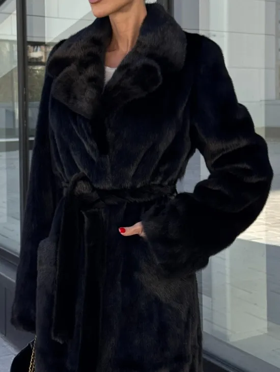 Классическая норковая шуба в финской норке Black с накладными карманами - фото 1