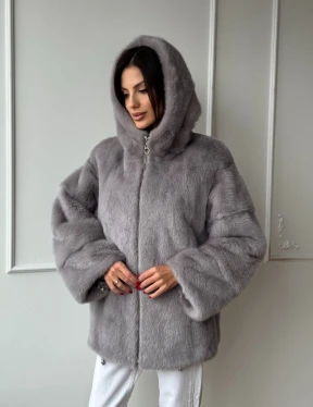 Женский меховой бомбер из аукционной норки с капюшоном  на молнии - фото 0