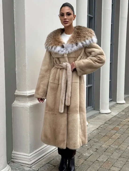 Классическая шуба из меха норки Champagne с капюшоном из рыси - фото 4