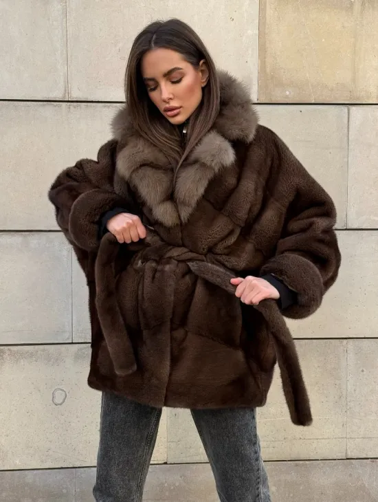 Коричневый норковый полушубок 
