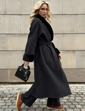 Женское демисезонное шерстяное пальто-халат с отделкой из меха норки - фото 0