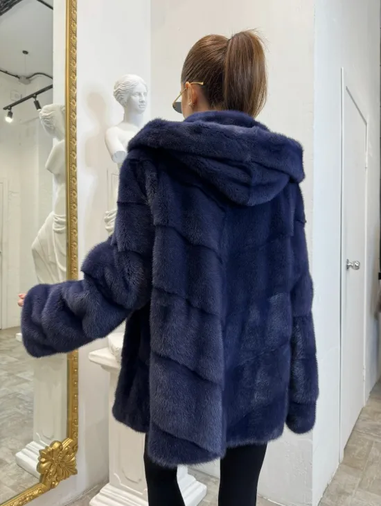 Короткая шуба из импортной норки с капюшоном - фото 5