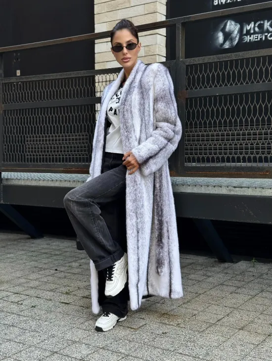 Длинная шуба из натурального импортного меха норки крестовки - фото 11