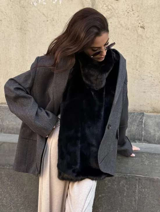 Черная норковая манишка - фото 8