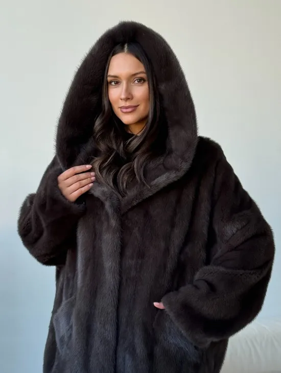 Норковый полушубок с капюшоном - фото 6