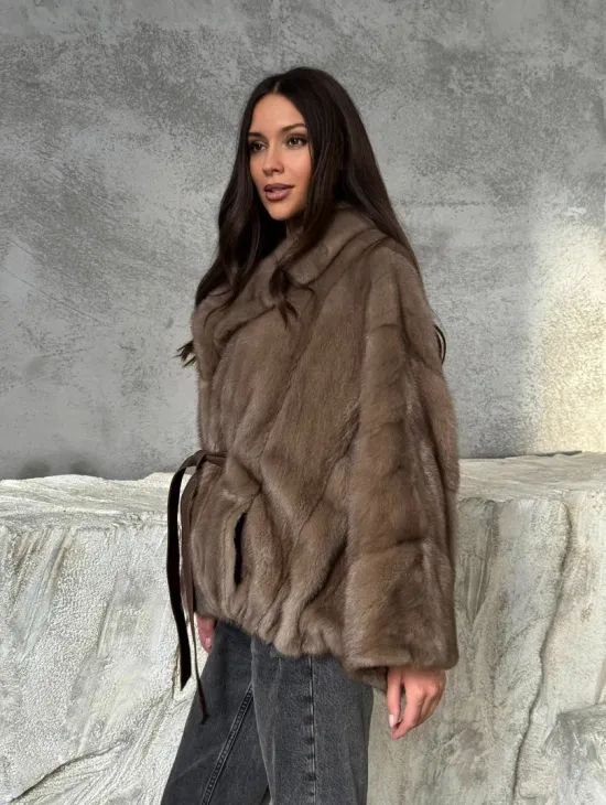 Норковая шуба английский воротник 