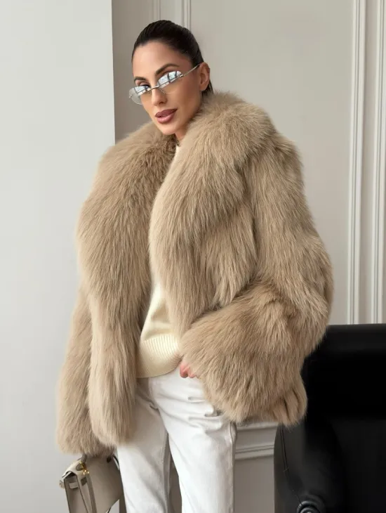 Шуба из лисы в росшив - фото 0