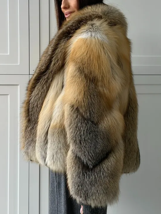 Женская шуба из лисьего меха Golden Edged Fox - фото 4