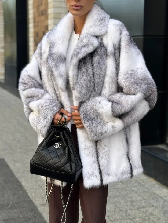 Белая норковая куртка автоледи английский воротник - фото 6