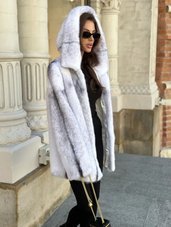 Шуба норковая крестовка Silver Cross с капюшоном - фото 3