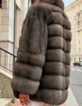 Стильный жакет из меха соболя - фото 4